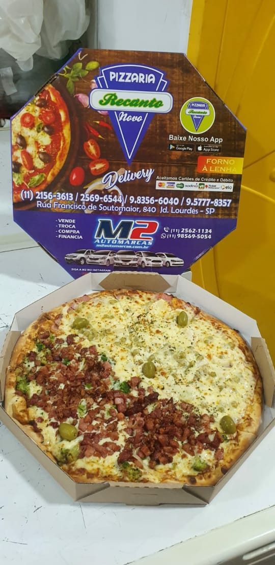 Pizza pronta para entrega da Pizzaria Recanto Novo